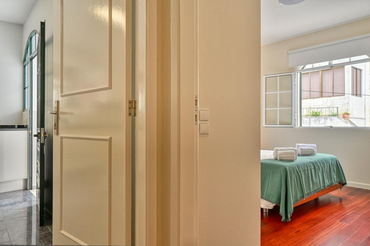 Nidia's Place, A In Madeira Appartamento
