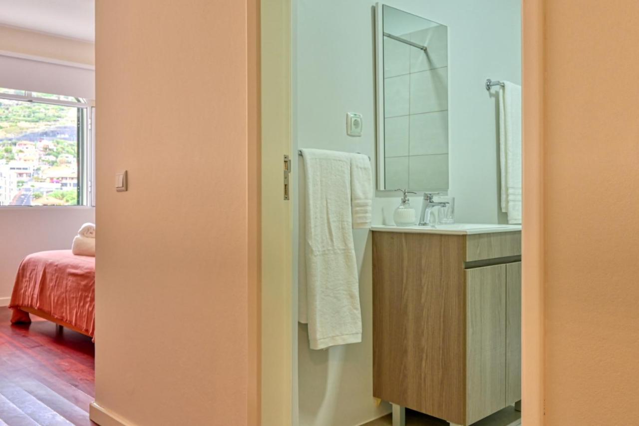 Apartamento Nidia's Place, A In Madeira *