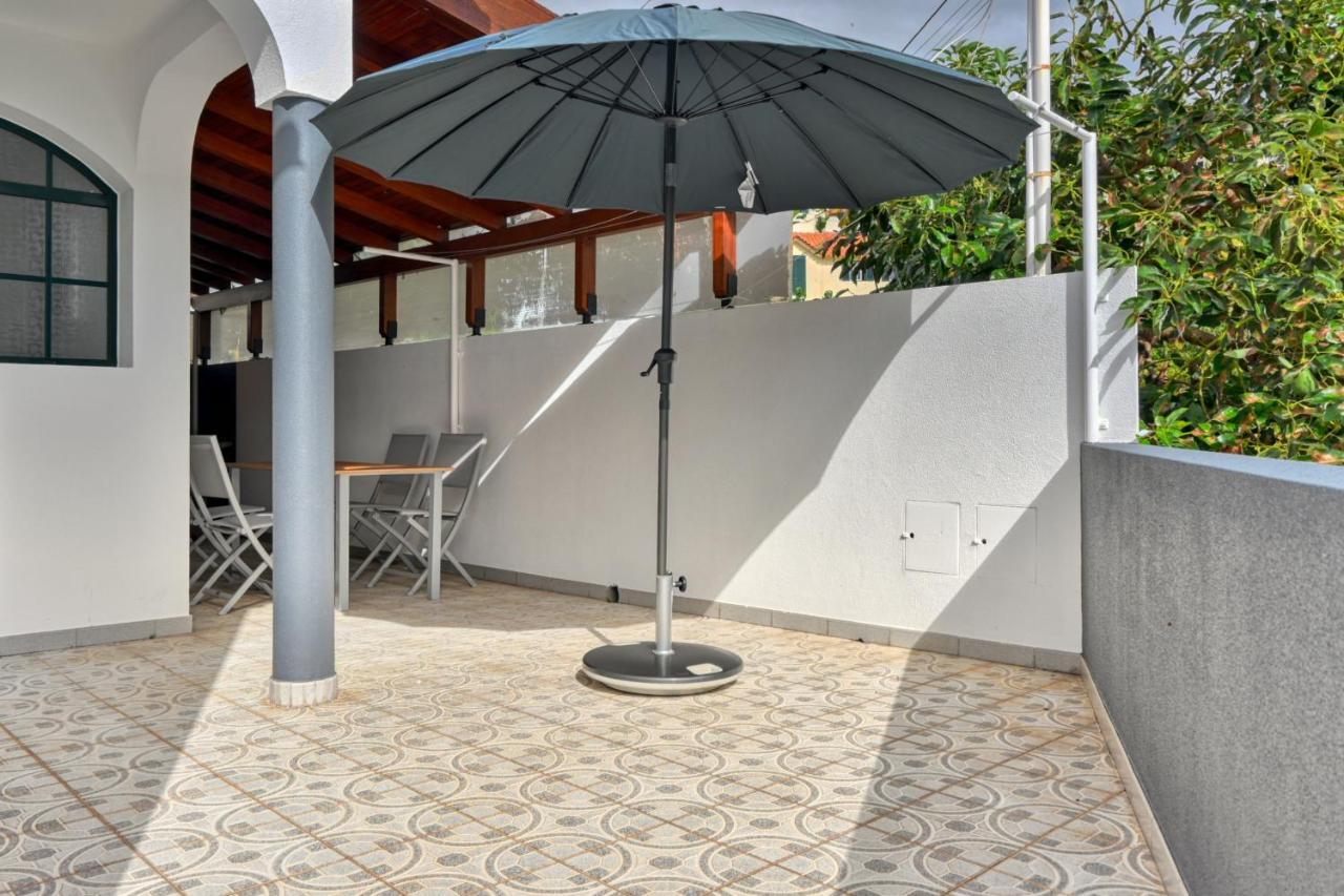 Nidia's Place, A In Madeira Apartment *