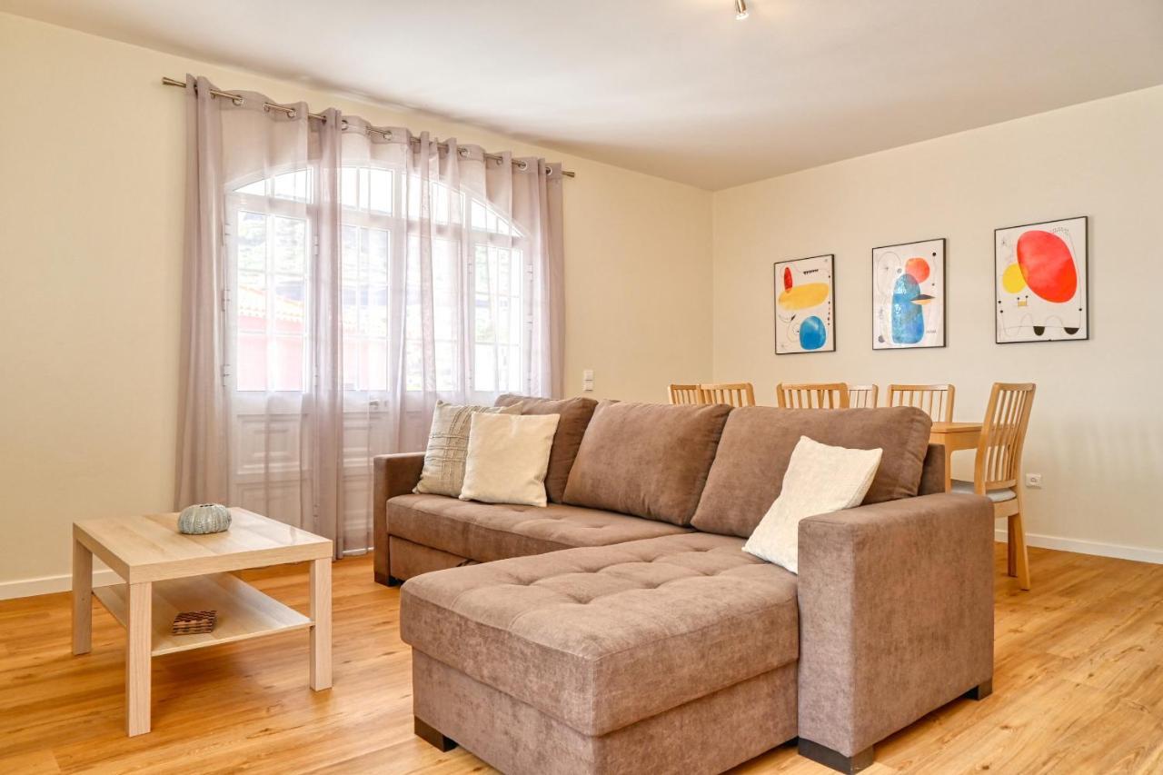 Nidia's Place, A In Madeira Apartment *